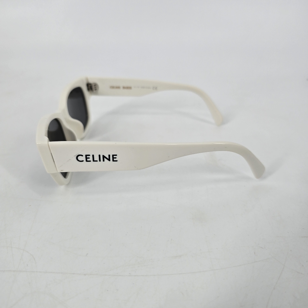 Celine CL40197U White Frame Sunglasses 54 18 145mm with Case